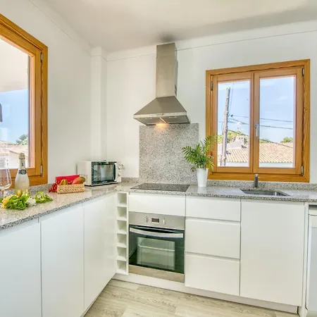Beachside Gateway In Apartment