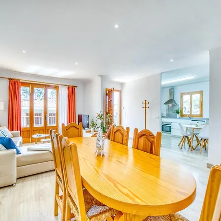 Apartment Beachside Gateway In Playa de Muro (Mallorca)
